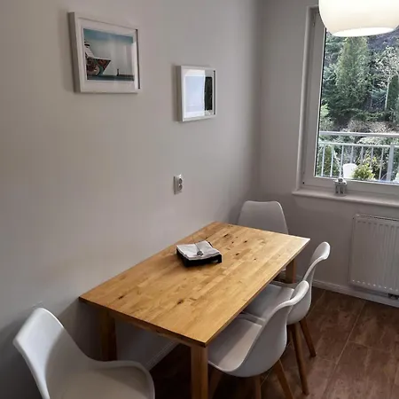 Apartament With *